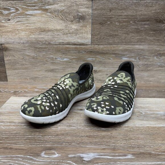 Clarks Adella Step Olive Textile Orthotic Walking Sneaker Women's Size 9.5 - Picture 1 of 7